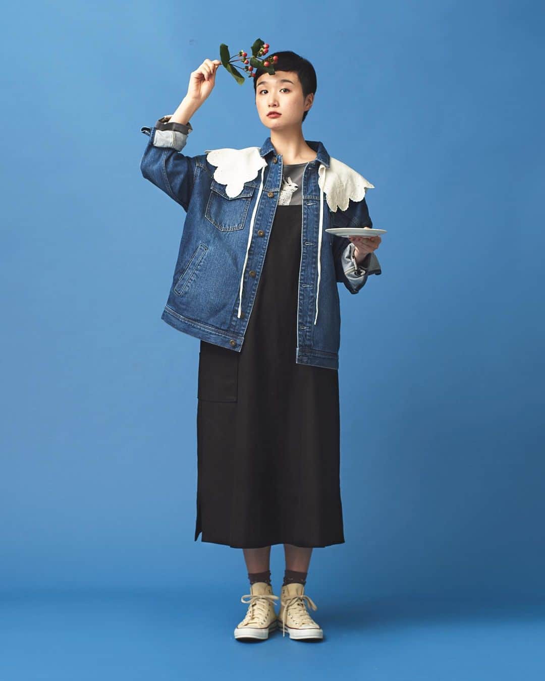 chambre de charmeさんのインスタグラム写真 - (chambre de charmeInstagram)「. 【 chambre de charme 2019 autumn collection 】 ㅤ  blouson ¥11,000+tax / mat pullover ¥11,800+tax / eipe lace collar ¥7,900+tax / Malle skirt ¥13,800+tax / Malle socks ¥1,500+tax / chambre de charme ㅤ  Photo: Ryoko Ono(@musshkamayaturyoko) Hair&Make: Aya Murakami(@ayamurakami__) Styling: Kaho Yamaguchi(@kaho__yamaguchi) Model: Tara(@tarafuku333 ) . #2019autumncollection  #chambredecharme #mallechambredecharme  #matquotidien#eipe#malle#mat」8月6日 8時18分 - malle_cdc_official