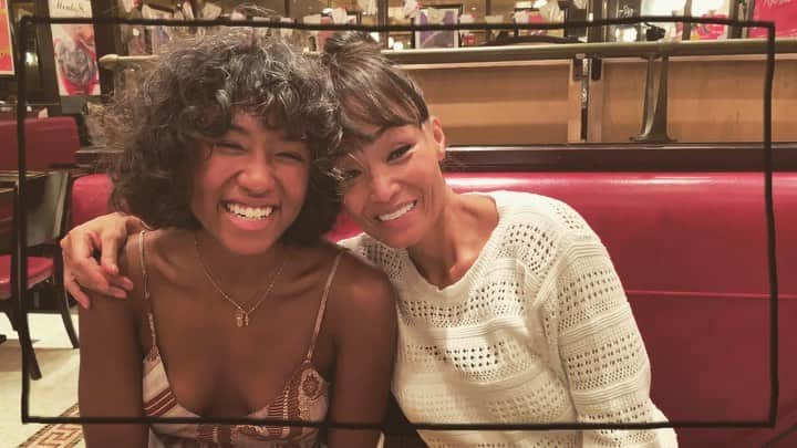 のインスタグラム：「4日は最高のMotown記念&BDパーティになりました❤️もう全て宝物です!!皆さまに心からの感謝しかない❤️🎶 Thank you So So much for  Giving so much Love Always❤️ I Thank my family,All my friends and Everyone!! I'm grateful for All the Love from all over the world 🗺.❤️❤️❤️ THANK YOU!!!! Celebration of George Jackson and Michael jackson who keep inspiring so many and myself to be better in many ways.We miss you!! Special Thanks to  Shinji Dj-alain Wakisa Shunji Karasawa Goro Lava Ohtake Yasushi Uesaka DJ 南部 Video Norio Adachi @kaorukurosawa_lovelife  @Masaharuyoshioka @Masami kimihara PCA Thank you all for coming!!! - on my Bday... with My Dad Norio who makes us @konarosejackson Laugh so much🤣 I LOVE YOU ALL SOOO MUCH😘😘」