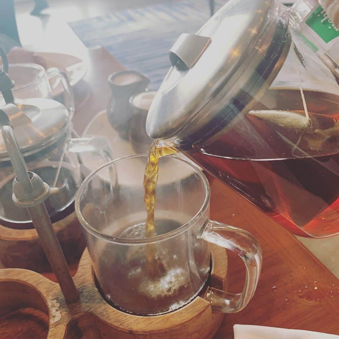 渡辺満里奈さんのインスタグラム写真 - (渡辺満里奈Instagram)「朝食。 紅茶派。」8月6日 9時18分 - funnyfacefunny