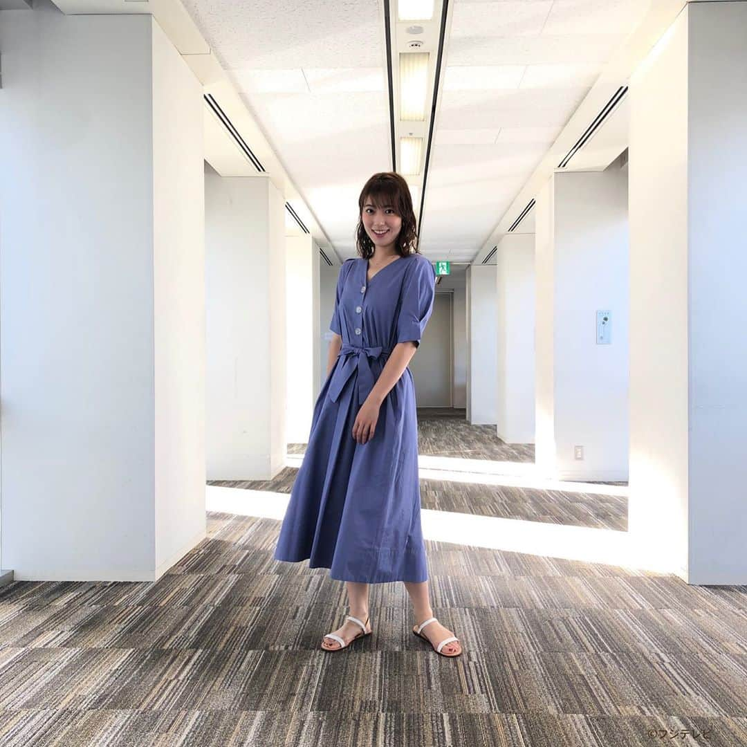 フジテレビ「めざましテレビ」さんのインスタグラム写真 - (フジテレビ「めざましテレビ」Instagram)「8月6日（火）きょう何着て行く？ ・ ファッション雑誌CanCamとコラボした お天気コーナー「きょう何着て行く？」 阿部華也子ちゃんの毎日のコーデを紹介♪ ・ 【きょうのコーデ】 ワンピース→#EMMELREFINES 1万2000円 サンダル→#CHARLES&KEITH 5900円 ピアス→#Phoebe 3000円 ・ 【コーデのポイント】 トレンドの“クリア素材”のボタンがポイントのワンピース👗✨ 鮮やかなパープルやパフスリーブも相まって グッと今っぽい印象が叶いますよ🎶 ペタンコサンダルでハズしを加えるとさらに おしゃれ感がUP⤴️✨ ・ #めざましテレビ #きょう何着て行く？ #阿部華也子 #今日のコーデ#コーデ #CanCam #今日のファッション#ootd #きょう何着て行く？は月〜金朝6時22分ごろ放送！」8月6日 15時27分 - mezamashi.tv