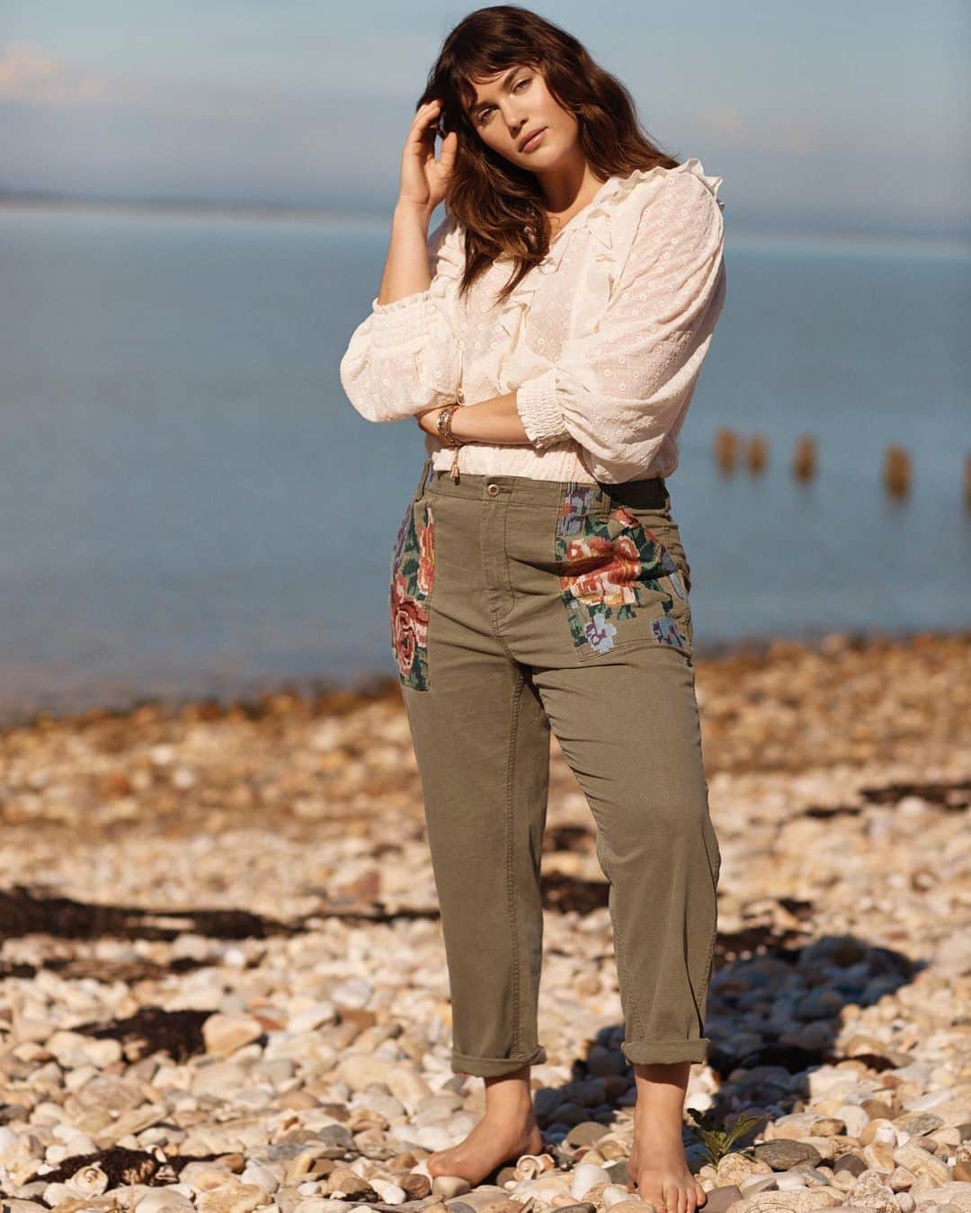Anthropologieさんのインスタグラム写真 - (AnthropologieInstagram)「What we're loving: the Relaxed Embroidered Trousers 🌼 (link in profile to shop)」8月6日 10時01分 - anthropologie