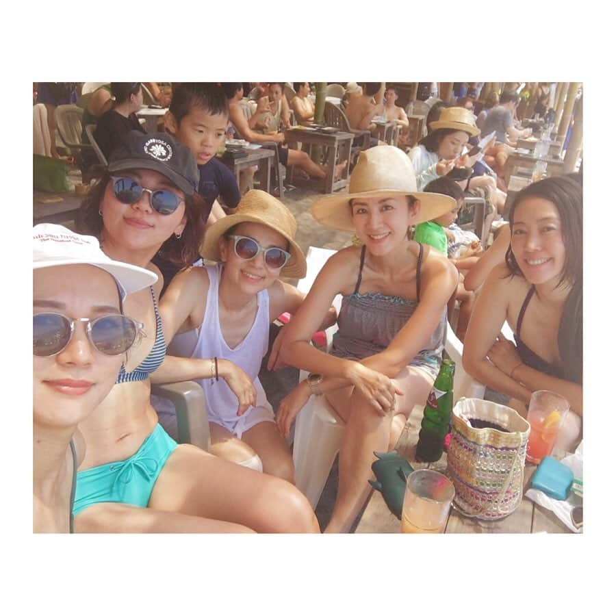 土井地恵理子さんのインスタグラム写真 - (土井地恵理子Instagram)「・ 夏を満喫した日🌴 葉山の海へ。 ・ しかし今年は暑すぎるな！ ・ ・ #summer #summervacation #sea #葉山」8月6日 10時31分 - ericodoiji