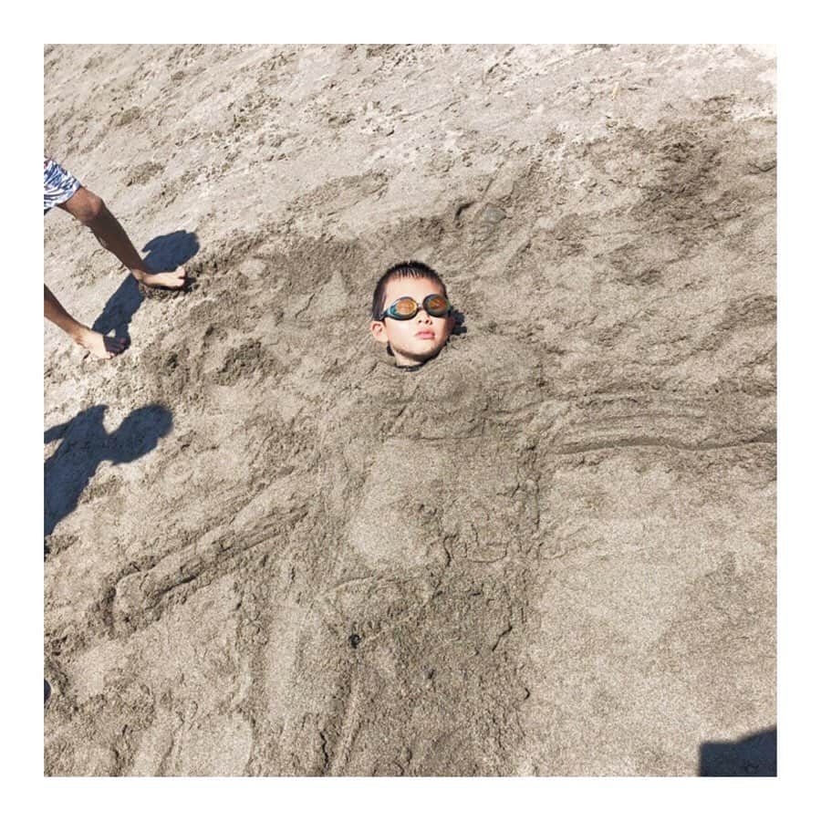 土井地恵理子さんのインスタグラム写真 - (土井地恵理子Instagram)「・ 夏を満喫した日🌴 葉山の海へ。 ・ しかし今年は暑すぎるな！ ・ ・ #summer #summervacation #sea #葉山」8月6日 10時31分 - ericodoiji