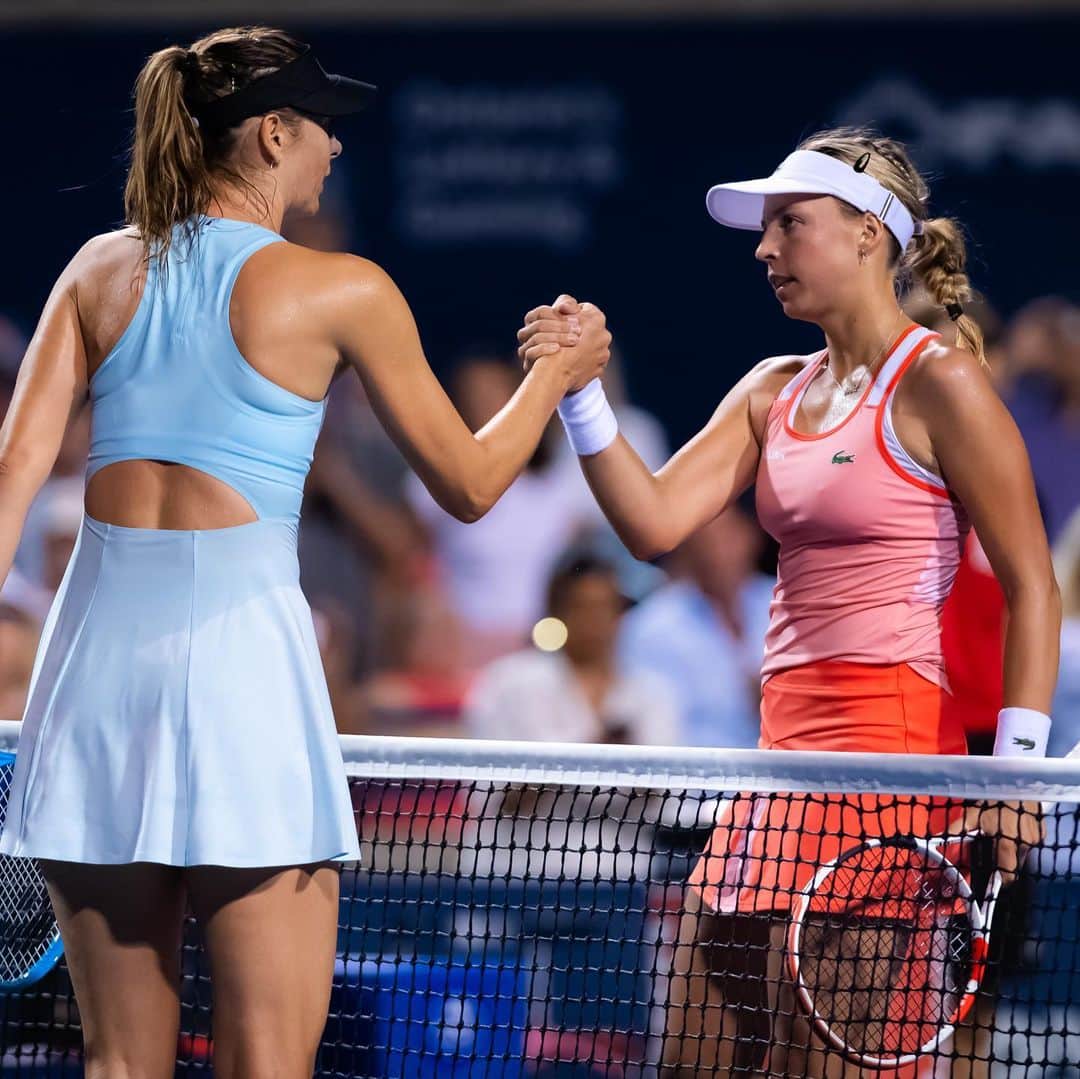 WTA（女子テニス協会）さんのインスタグラム写真 - (WTA（女子テニス協会）Instagram)「What 👏 a 👏 battle 👏 #RC19 @rogerscup」8月6日 11時54分 - wta