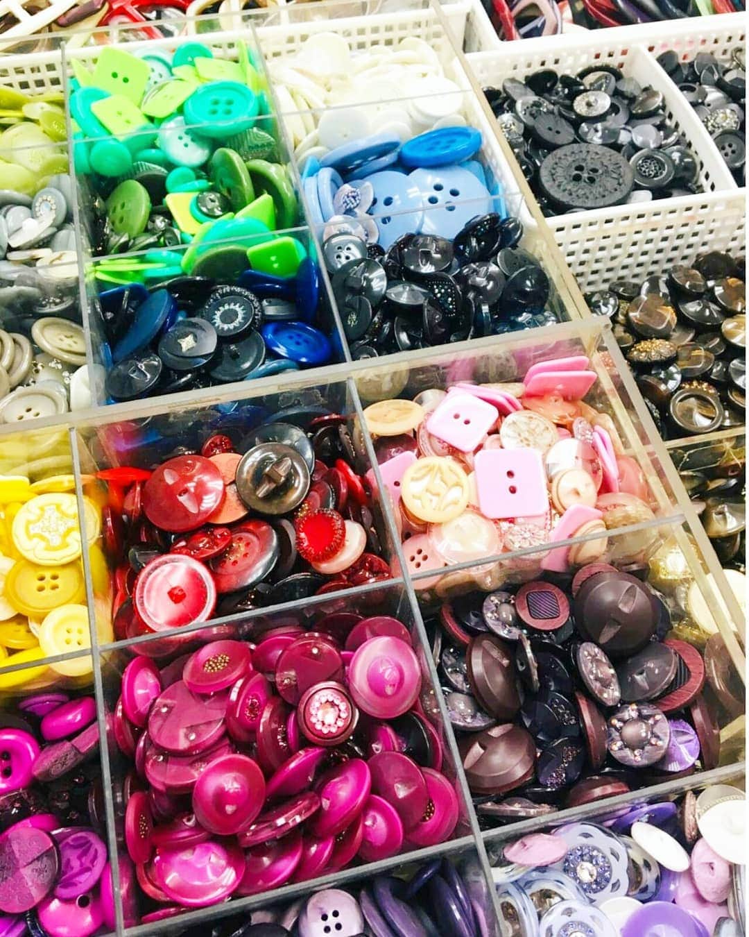 オカダヤ新宿本店コンシェルジュのインスタグラム
