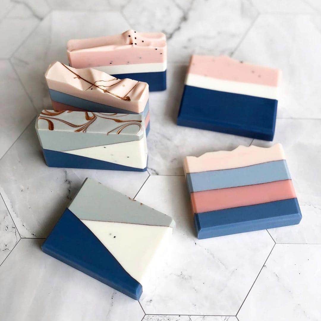 Design Milkさんのインスタグラム写真 - (Design MilkInstagram)「Need more #moderndesign in your life? Be sure to follow  @designmilkeveryday! \\\ We’re obsessed with these architect-designed #handmade #soapbars by @tandb_soaphouse. 🧼」8月6日 12時07分 - designmilk