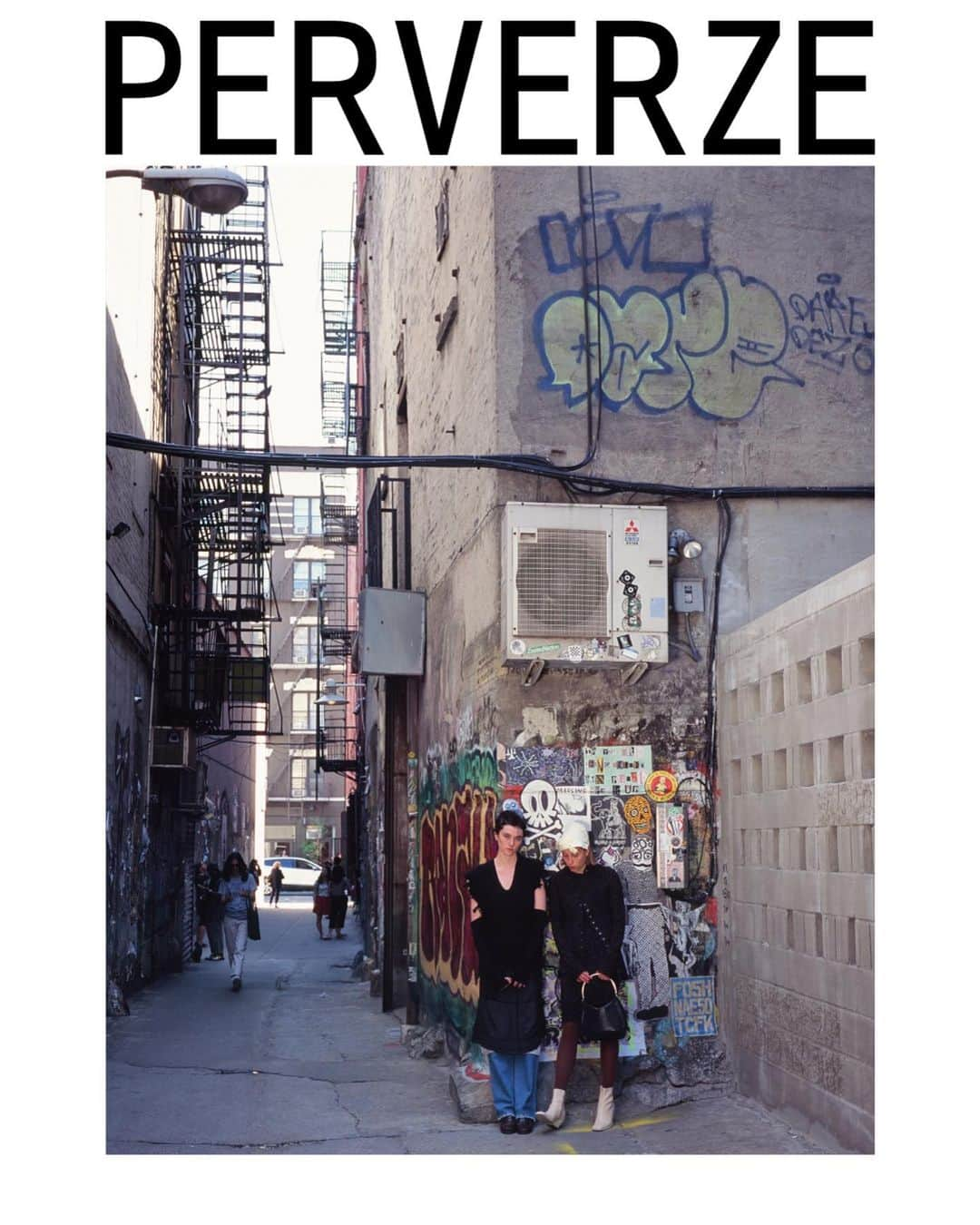 PERVERZE_OFFICIALさんのインスタグラム写真 - (PERVERZE_OFFICIALInstagram)「PERVERZE ‪2019 Autumn Winter for STREET‬ MAGAZINE.  Photography: @fjt_ksk  Model: @bella_newman @reecefperkins  Casting: @richgreens  #PERVERZE #PVZ #streetmagazine」8月6日 12時33分 - perverze_official