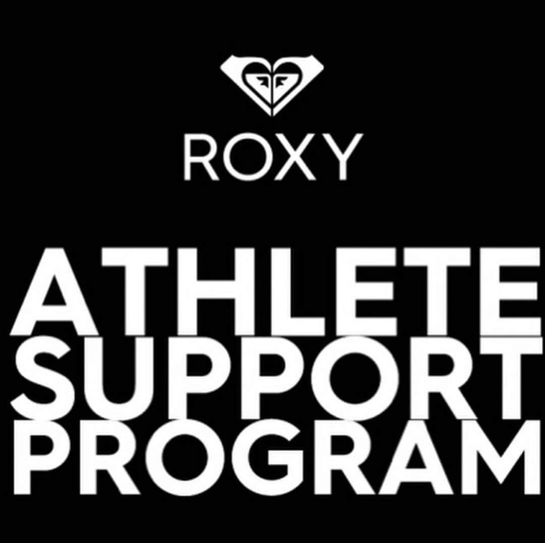 三星マナミのインスタグラム：「・ ・ ・ アクティブライフスタイルのリーディングブランドROXY（ロキシー）は、アスリートの更なる活躍のため、さまざまな形でのサポートを行なっております。 現在所属しているアスリートは、世界で活躍しているサーファー・スノーボーダー・スキーヤーやヨガインストラクターといった、スポーツの領域で活躍されている女性。 彼女たちはROXYのブランドアンバサダーとして活躍されています。現在すでに活躍されているアスリートの方は勿論、これから世界を目指す若手の女性アスリートの方もサポートを希望される方はエントリー可能です。 ・ ・ 応募はこちら ▶︎ https://www.roxy.jp/rx_athlete_support19 ・ ・ @roxyjapan  @roxysurfclub  #roxyathletes #roxyski #roxysnow #roxysnowboard #roxysurf  #roxyfitness  #roxyandmore #私達はあなたの応募を待っている💗 #goaction🤙」