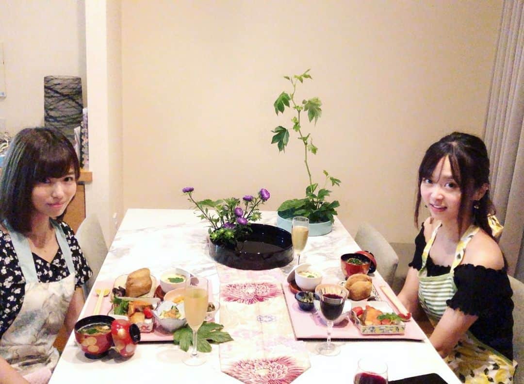 武田るいさんのインスタグラム写真 - (武田るいInstagram)「がーるずくっきんぐ✨🤤💕 #女子会 #お料理教室 #cook #cooking #お料理 #和食 #ootd #code #summer」8月6日 12時42分 - rui_1002