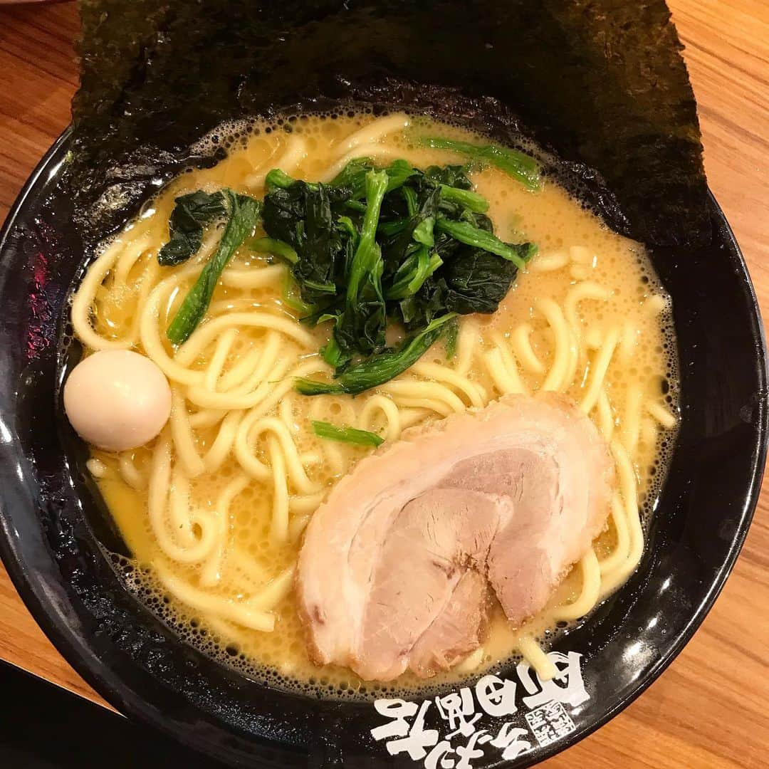 宇田川大輔さんのインスタグラム写真 - (宇田川大輔Instagram)「お気に入りに追加。#家系ラーメン  #町田商店  #武骨ランチ  #渋谷ランチ  #ramen」8月6日 13時42分 - udagawadaisuke