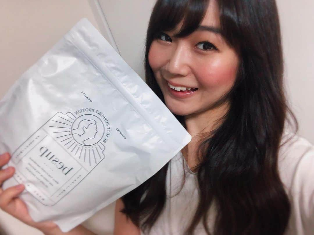 藤田早希さんのインスタグラム写真 - (藤田早希Instagram)「毎年秋は食欲の秋で本当とまらないので置き換えダイエット探してて、 女性の味方のプロテイン見つけた😭 大好きなチョコ味でおいしくて満足できる！ 私はグルテンで体を壊しやすいので、 このグルテンフリー・砂糖不使用は救世主😭 低炭水化物・ロカボダイエットにもぴったり🙌 @besup_official . . . #besup #ビサップ #カカオダイエット #美容プロテイン #女性用プロテイ #チョコで痩せる #美味しいプロテイン #美味しいから続けられる #カカオポリフェノール #プロテイン女子 #おいしい #満足 #プロテイン #ダイエット #置き換えダイエット #ダイエッター #カカオ #チョコ #痩せたい #代謝アップ #ロカボ . . .」9月4日 17時22分 - sakifujita