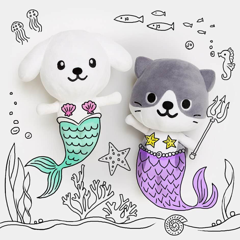 のインスタグラム：「海の中をゆ～らゆら～。人魚になって遊んでみたよ！  #海の中は澄んでいてとってもキレイ #サンゴ礁やワカメとお友だちになったよ #人魚姫とも仲良くなりたいな」