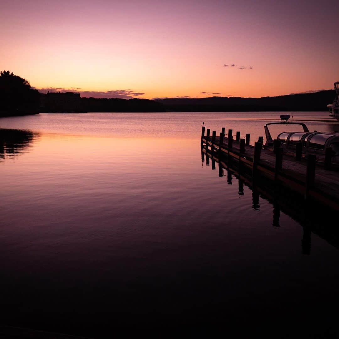 林信行さんのインスタグラム写真 - (林信行Instagram)「‪阿寒湖の夕陽 #WOWTour ‬」9月4日 17時53分 - nobihaya