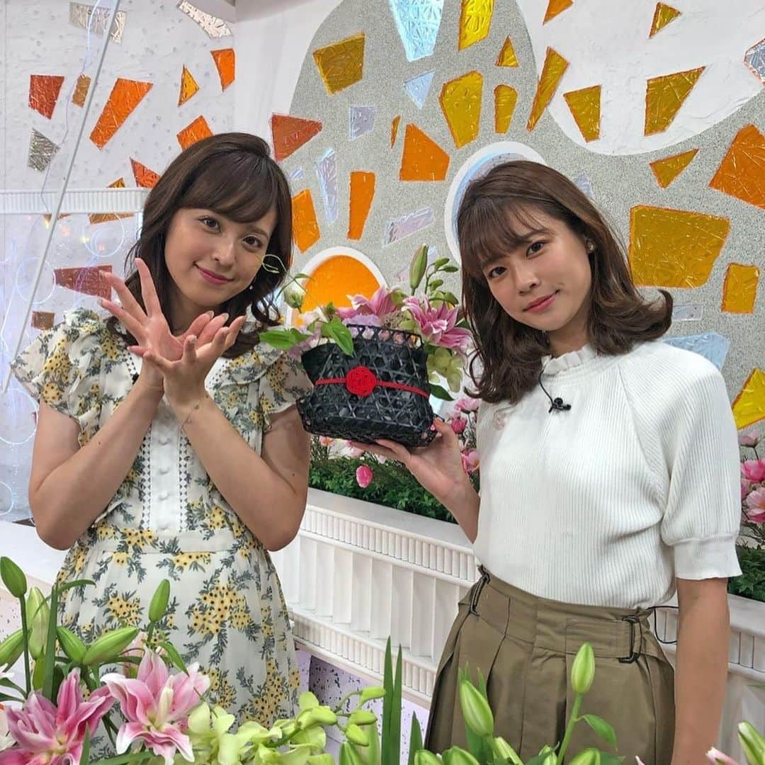 フジテレビ「めざましテレビ」さんのインスタグラム写真 - (フジテレビ「めざましテレビ」Instagram)「今週のお花は「ユリ」♪ こちらの「ユリ」は八重咲きになっているのから豪華さがアップ！ プレゼントにぴったりなお花だよ(๑•ᴗ•๑) #めざましテレビ#鈴木唯#久慈暁子」9月4日 9時24分 - mezamashi.tv