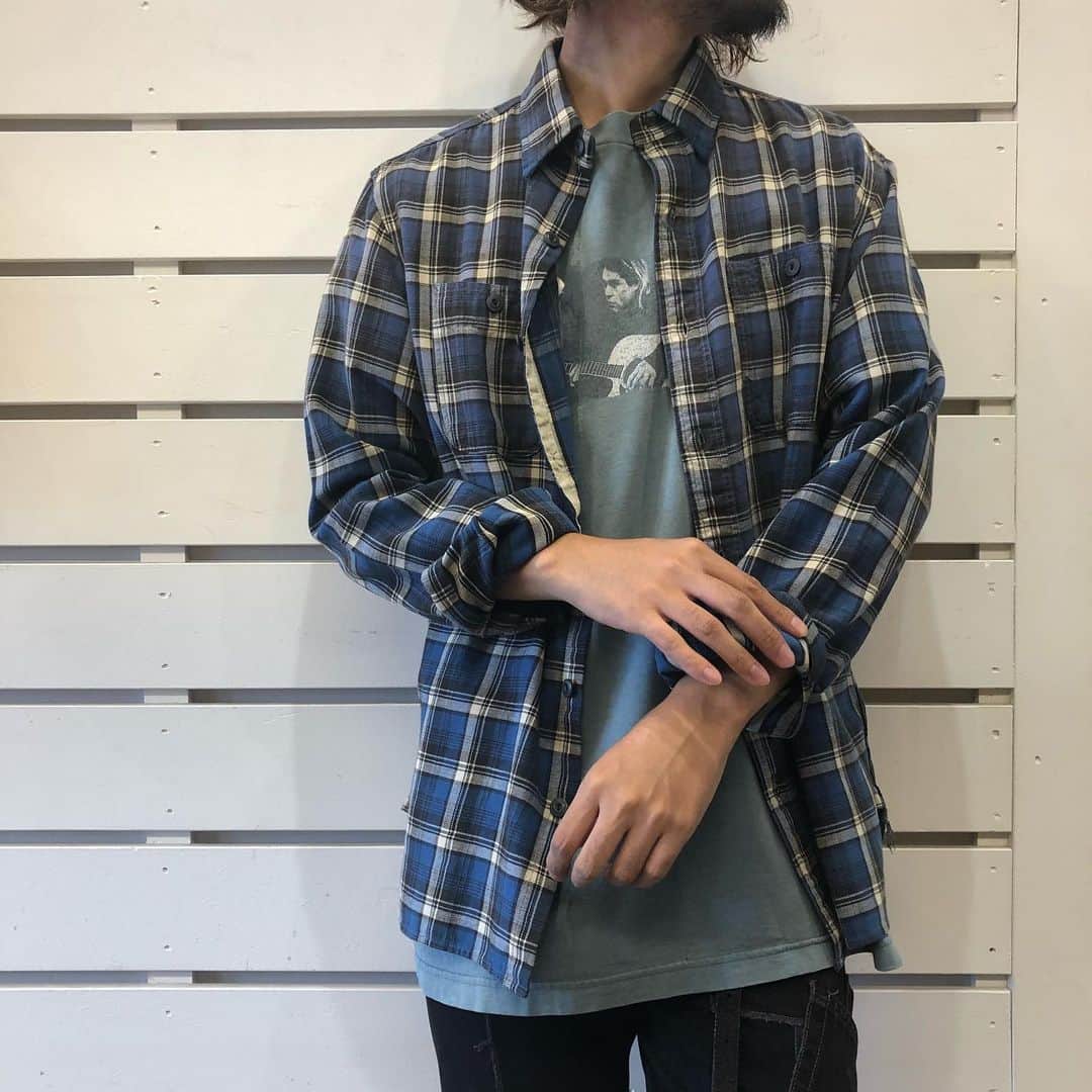 ARK STATESさんのインスタグラム写真 - (ARK STATESInstagram)「vintage mix.  BRAND：RRL NAME：FARRELL WS  RRLより新入荷しております。 インナーはヴィンテージのバンドTとなります。こちらも販売中です。  #rrl #ダブルアールエル #ralphlauren #ラルフローレン #arknets#arkstates #arkvintage  #fashion #ファッション #autummnwinter  #autummnwinter2019 #aw19 #vintage #古着」9月4日 9時27分 - arkstates
