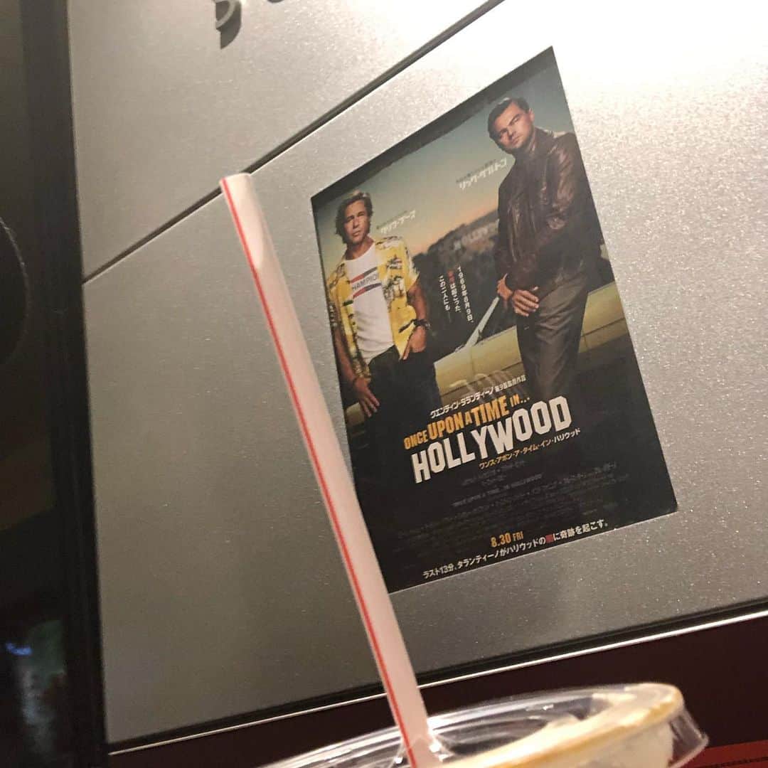 山口祥行のインスタグラム：「この人達、俺よりタバコ🚬吸ってる笑笑 #ワンスアポンアタイムインハリウッド  #onceuponatimeinhollywood」