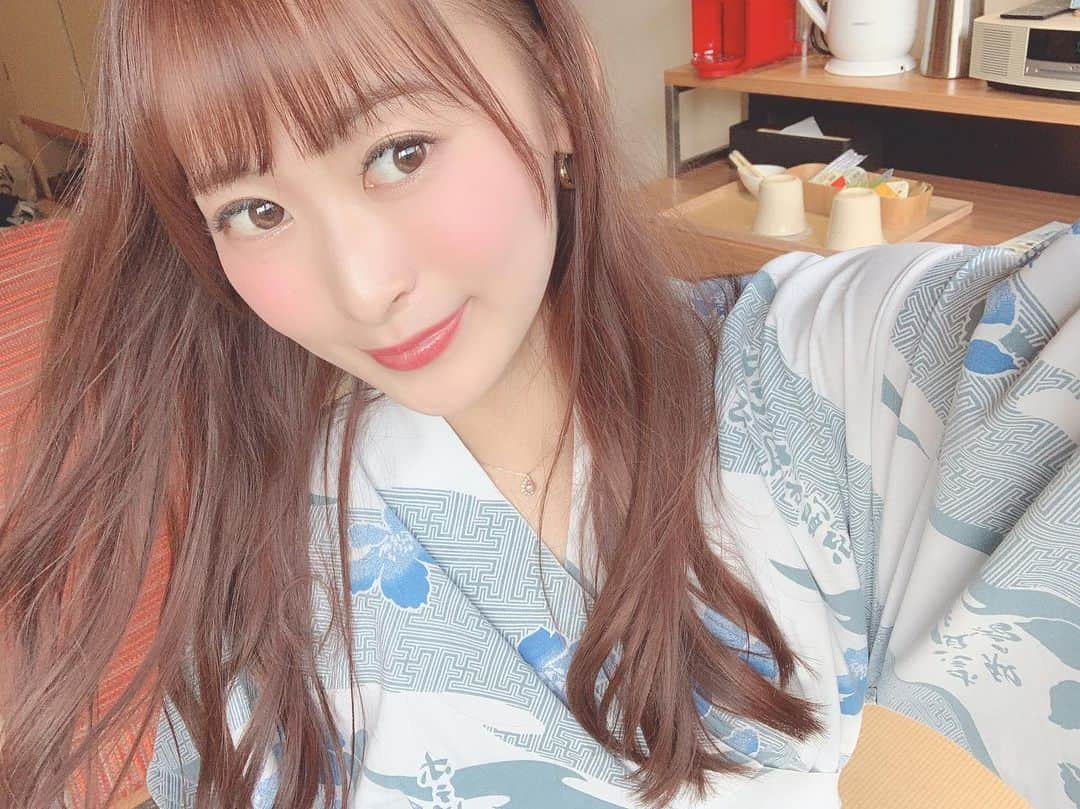 三浦亜莉沙さんのインスタグラム写真 - (三浦亜莉沙Instagram)「.﻿ ごはん美味しかったなぁ☺️❤️﻿ .﻿ .﻿ 旬な食べ物に﻿ その土地の郷土料理♨️﻿ .﻿ 旅館のごはん大好き✨﻿ .﻿ .﻿ #旅行 #温泉 #旅館﻿」9月4日 11時44分 - arisa_0720