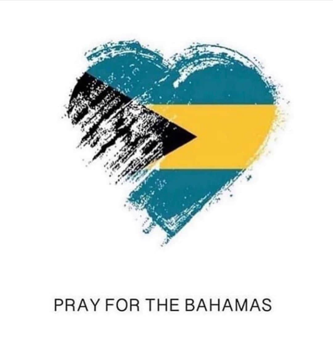 ビリー・レイ・サイラスさんのインスタグラム写真 - (ビリー・レイ・サイラスInstagram)「My heart is broken for all those affected by #HurricaneDorian. Praying we all come together to help those in need. @americanredcross」9月4日 11時44分 - billyraycyrus