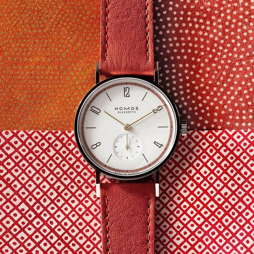 ノモスさんのインスタグラム写真 - (ノモスInstagram)「Introducing the limited edition "Four Seasons" Tangente—four hand-wound models with a fresh twist, bringing spring, summer, autumn, and winter to the wrist. This quartet was developed in collaboration with our Japanese distributor, Osawa.  #nomos #nomostangente #watch #watches #watchesofinstagram #watchfam #watchuseek #watchcollector #clock #horology #timepiece #timepieces #mechanicalwatch #bauhauswatch #limitededition #specialedition #bauhaus #germandesign #japanesedesign #japan #FourSeasons」9月4日 18時27分 - nomos_glashuette