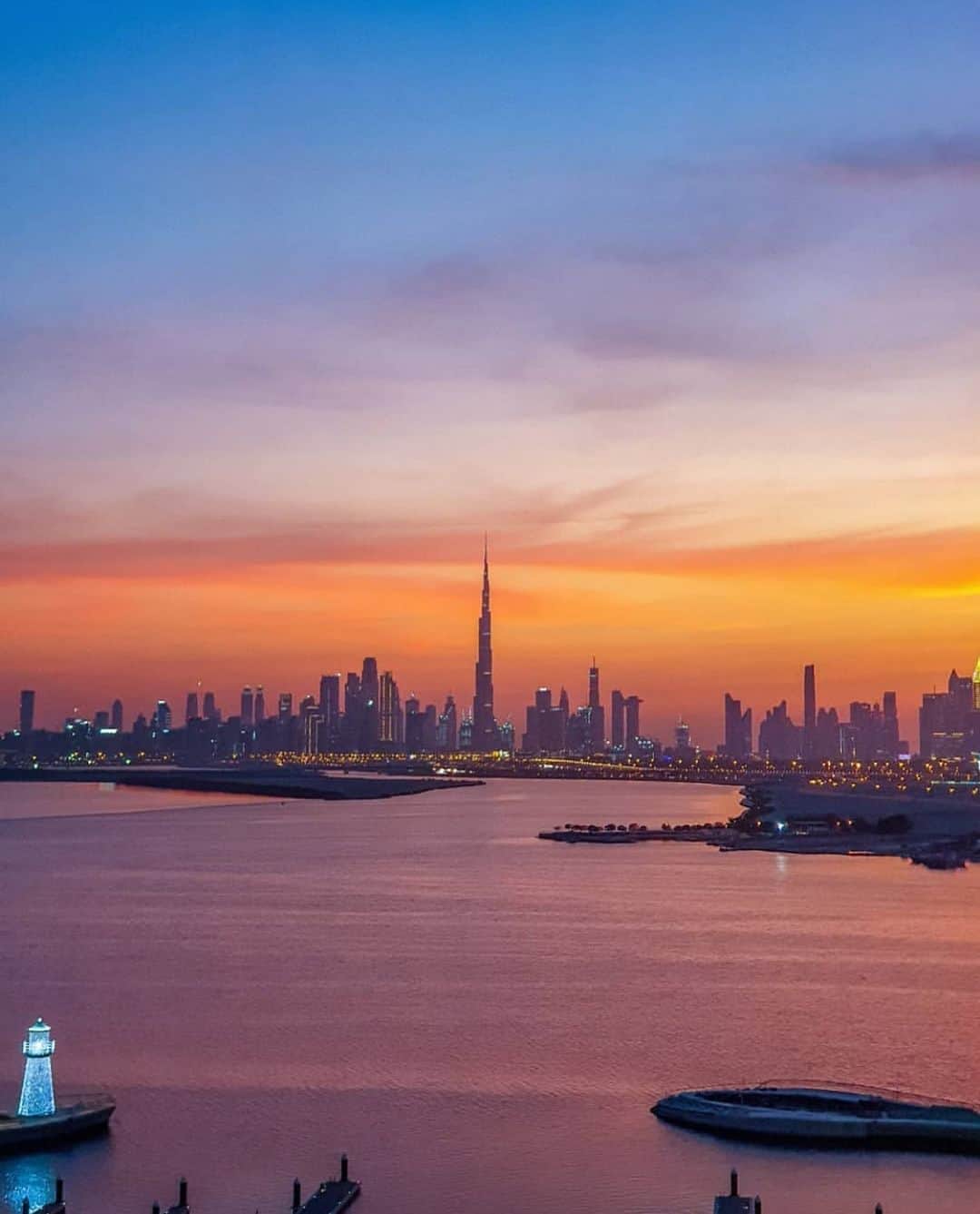 ドバイのインスタグラム：「Good Morning #Dubai صباح الخير #دبي 📷:@who.sane」