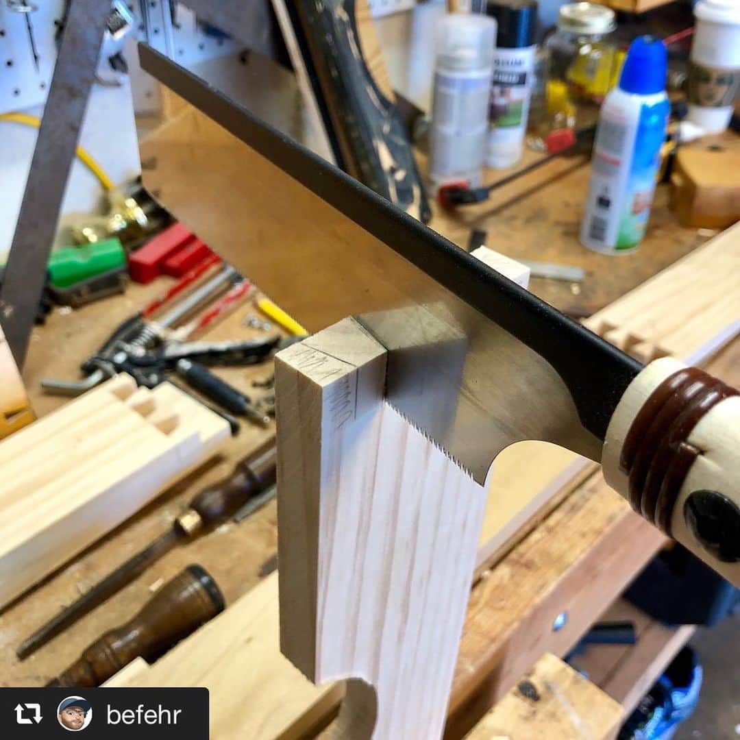 のインスタグラム：「Fits perfectly!!﻿ ﻿ #repost📸 @befehr ﻿ Making a cabinet drawer replacement for a small camper trailer. #dovetails #woodworking #suizan #handtools #woodworkingtools﻿ ﻿ #suizanjapan #japanesesaw #japanesesaws #japanesetool #japanesetools #craftman #craftmanship #handsaw #pullsaw #ryoba #dozuki #dovetail #flushcut #woodwork #woodworker #woodworkers #woodworking #diy #diyideas #furnituredesign #furnituremakeover #furnituremaker #japanesestyle #japanlife」