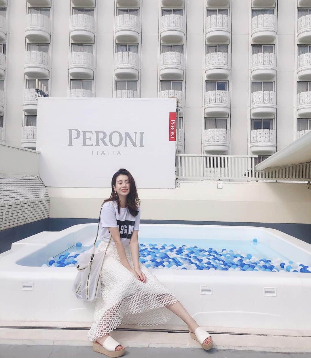 小澤名代さんのインスタグラム写真 - (小澤名代Instagram)「white coordinate♡ ✔️T-shirt  @msgm ✔️skirt  @diagramofficial ✔️sandals  @fray_id ✔️bag  @beautifulpeople_officialsite ✔️accessory @uiqut  Pool Day💙  #coordinate #code #whitecoordinate #msgm #diagram #fashion #accessory #frayid #uiqut #beautifulpeoples #ootdfashion #outfitoftheday #プールサイド #夏の終わり #夏休み #朝プール #コーディネート #コーデ #ホワイトコーデ #プール #遅めの夏休み #朝プール #ホワイトコーディネート」9月4日 14時23分 - ozawanayo