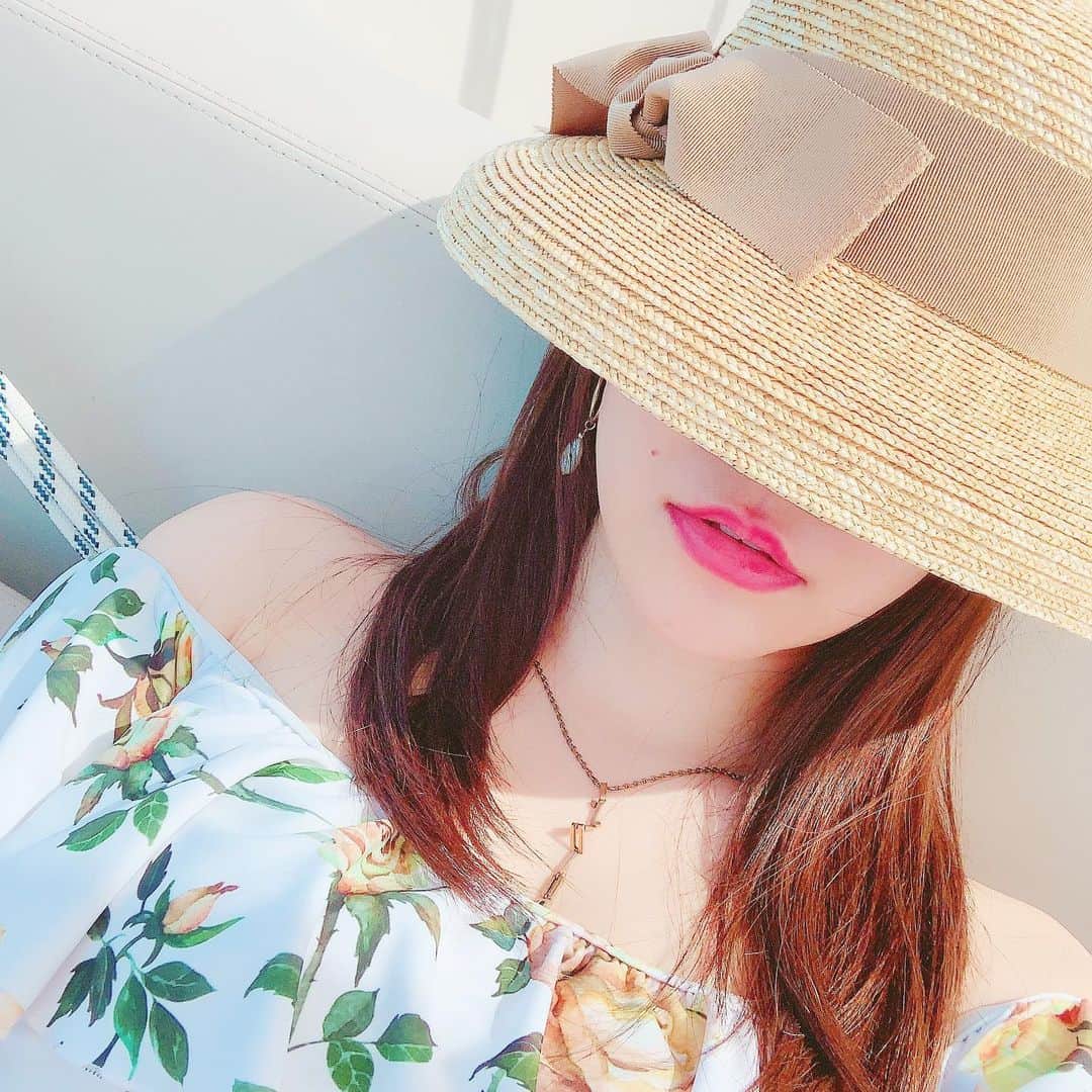 河西智美さんのインスタグラム写真 - (河西智美Instagram)「え？夏おわったの？」9月4日 15時30分 - chiyu3u