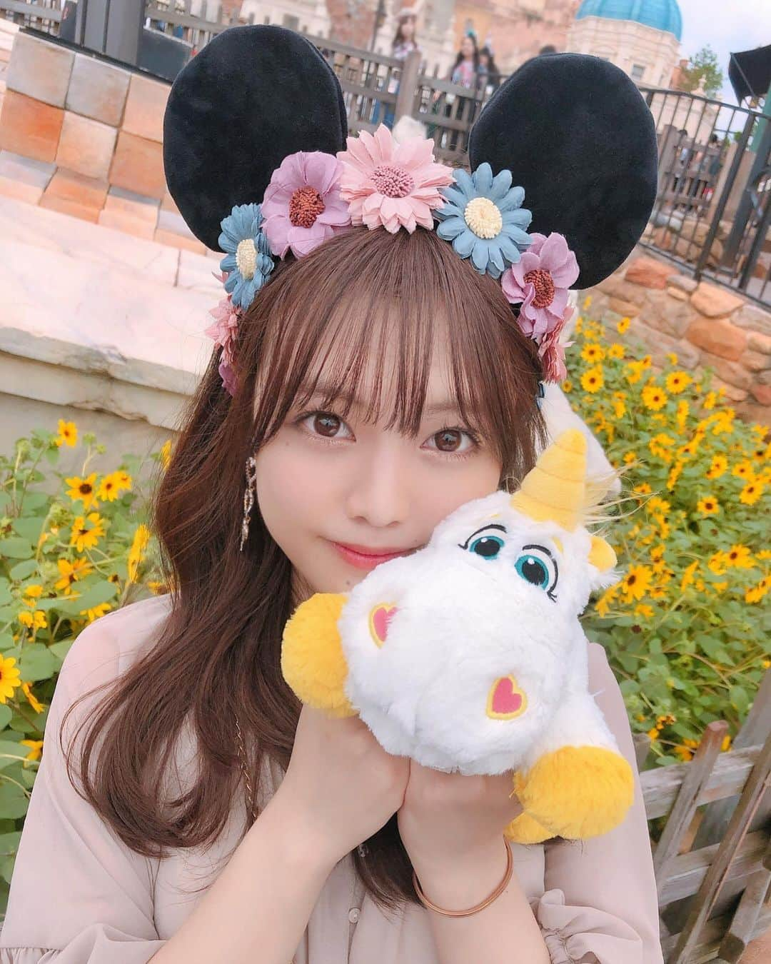 本村碧唯さんのインスタグラム写真 - (本村碧唯Instagram)「バターカップが好き🦄💛」9月4日 15時53分 - aoi0531.m