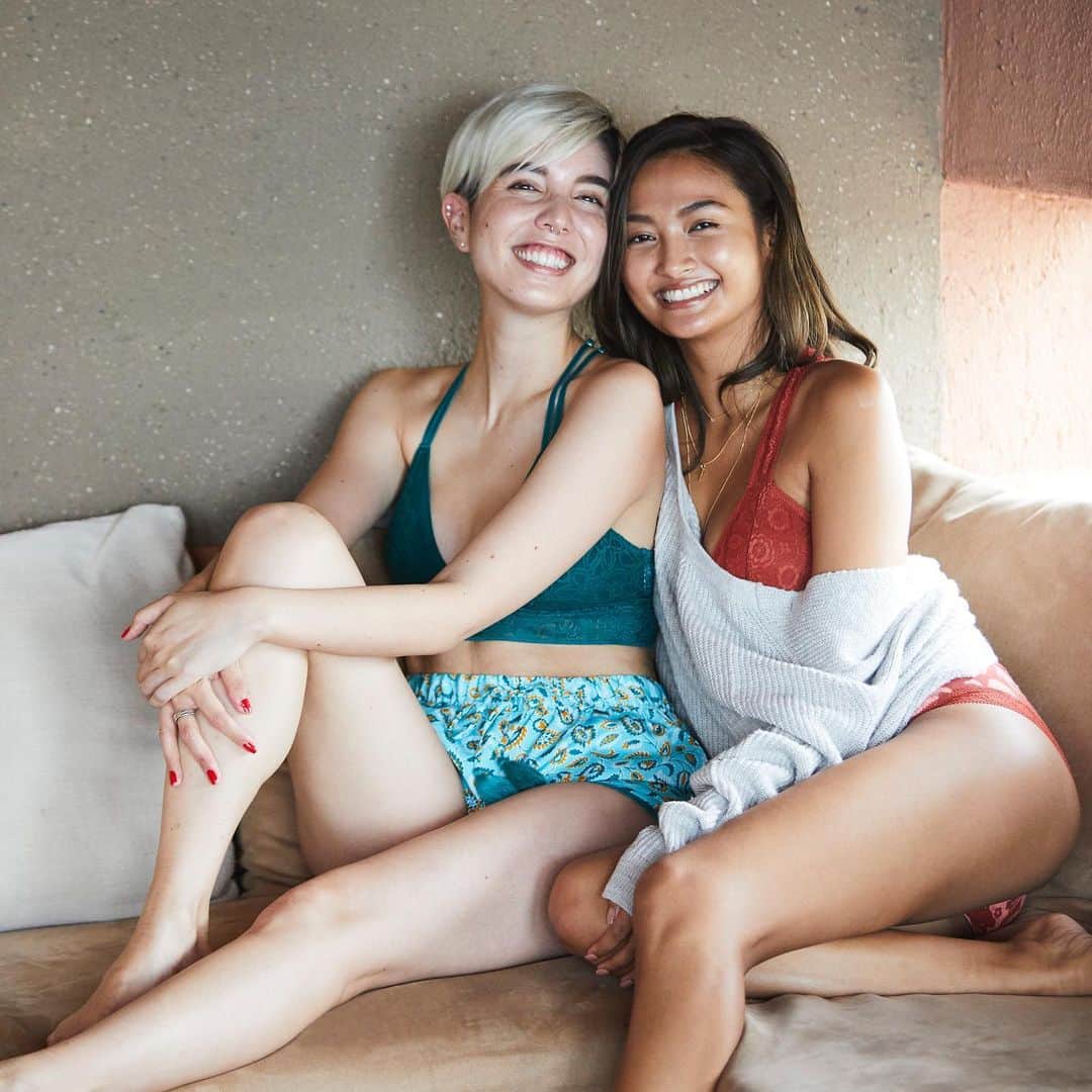 のインスタグラム：「* 🐫aerie × HONEY ストアイベントに抽選で5組10名様をご招待！🐫 aerie表参道店で素敵なストアイベントを開催するよ！ * AerieRoleModelたちによるトークセッションやアロマセラピストのレクチャー付き！自分だけのアロマサシェ作りをできるイベントに無料ご招待♫ 参加いただいた方にはプレゼントもご用意しております。 * ◼︎日時：2019/9/26 (木) 19:00-21:00 ◼︎場所：アメリカンイーグル表参道店 2F 東京都渋谷区神宮前4-30-3 東急プラザ表参道原宿2F ◼︎イベント内容 ・エアリーロールモデルによる"REAL TALK" ・アロマセラピストによる自分を発見できる?!アロマサシェ作り ・自分好みのブラ&ブラレットの見つけ方/楽しみ方 ・お得にゲットできる?!スペシャルショッピングタイム！ ◼︎GUEST： ・AerieRoleModel ： 香川沙耶さん @saya.kagawa、サマンサ麻里子さん @samanthamariko ・アロマセラピスト：  UMAさん @uma_enlightenment ◼︎参加条件: ・aerie日本公式Instagram(@aeriejp)をフォローしている方 ・当日イベントの様子をInstagramで投稿いただける方 ▼指定ハッシュタグ #AerieREAL #エアリー #aeriejp ※タグ付けをされる場合は@aeriejpでお願いいたします。 ◼︎応募要項： ・aerie公式インスタグラム(@aeriejp)にDMで以下の情報をお送りください。 ①aerieの好きなところ ②お名前、Instagramのアカウント ③性別 ④年齢 ⑤ご同伴者様のお名前、Instagramアカウント ◼︎応募締め切り: 9月10日(火) ◼︎注意事項： 期日までにご連絡いただけない場合は当選を無効とさせていただきます。 イベント開催場所までの交通費、宿泊費、その他諸経費はお客様ご自身でのご負担となります。 本イベントに関するお問い合わせは@aeriejp DMまでお願いいたします。 * たくさんのご応募お待ちしております🌼 * #aeriejp #エアリー #スペシャルイベント #参加者募集」