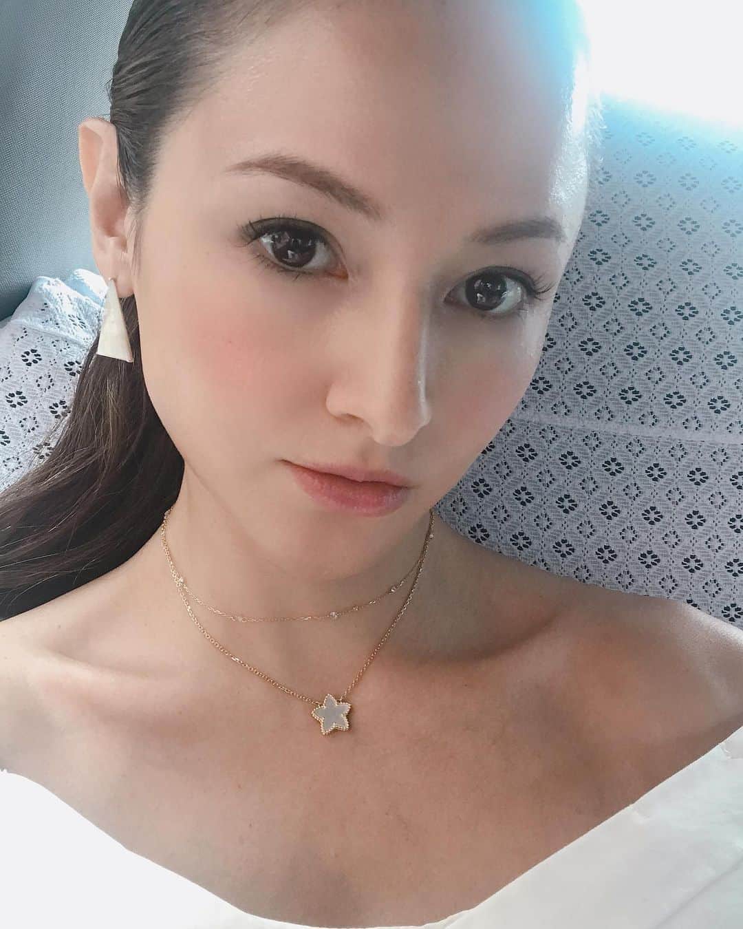 橋本麗香のインスタグラム：「#abundyme ． 更なる豊かさを自分へ💖」