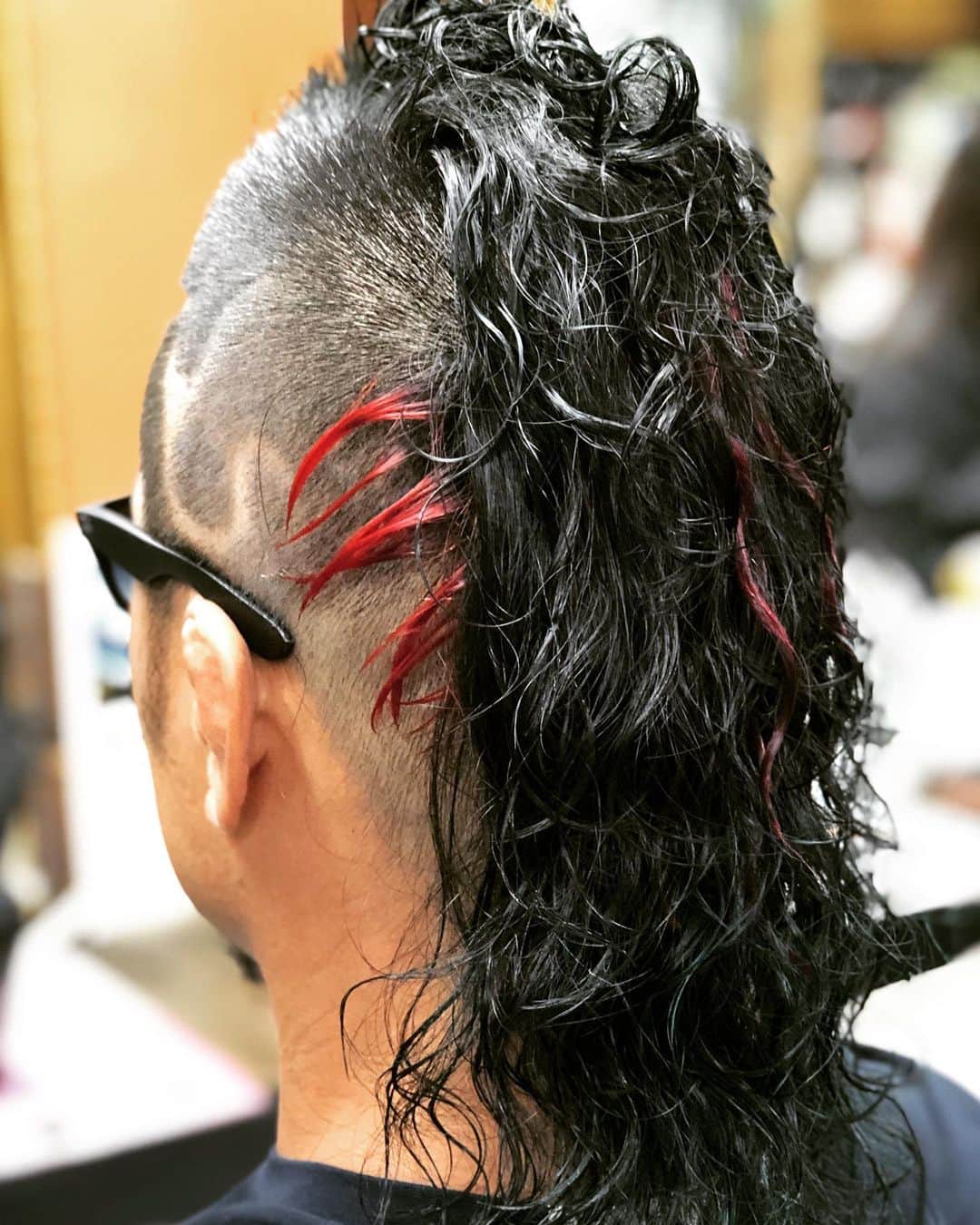 のインスタグラム：「戦闘準備完了...✂︎」
