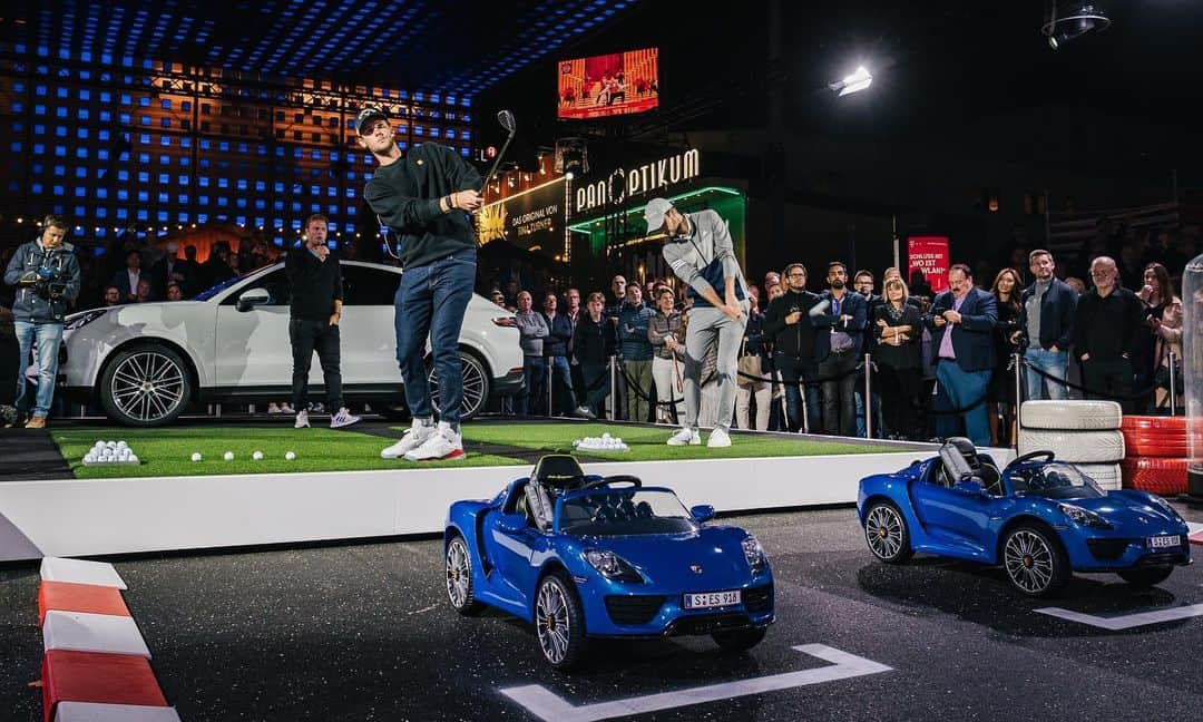 トーマス・ピーターズさんのインスタグラム写真 - (トーマス・ピーターズInstagram)「It’s all about preparation guys .... 😉 Thanks again @porscheeuropeanopen for the amazing car this week! #peo2019 #gosmallandelectric」9月4日 16時15分 - thomaspietersgolf