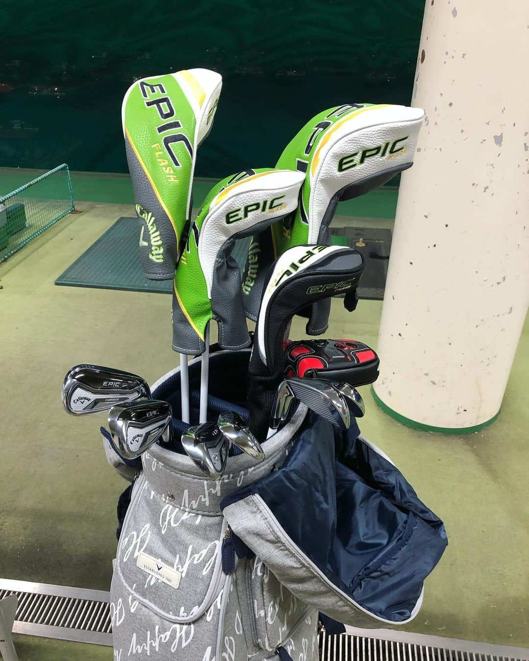 吉永愛さんのインスタグラム写真 - (吉永愛Instagram)「今日からよろしくお願いします♥️ xxio→callaway⛳️ #ゴルフクラブ #golf #new  #happy #epic  #epicflash  #ゴルフバッグ #ゴルフ女子 #ゴルフウェア  #キャロウェイ #callaway #レジーナ  #スイング動画  #ゴルフ肘 #birthdaypresent」8月31日 20時47分 - a.i.yy