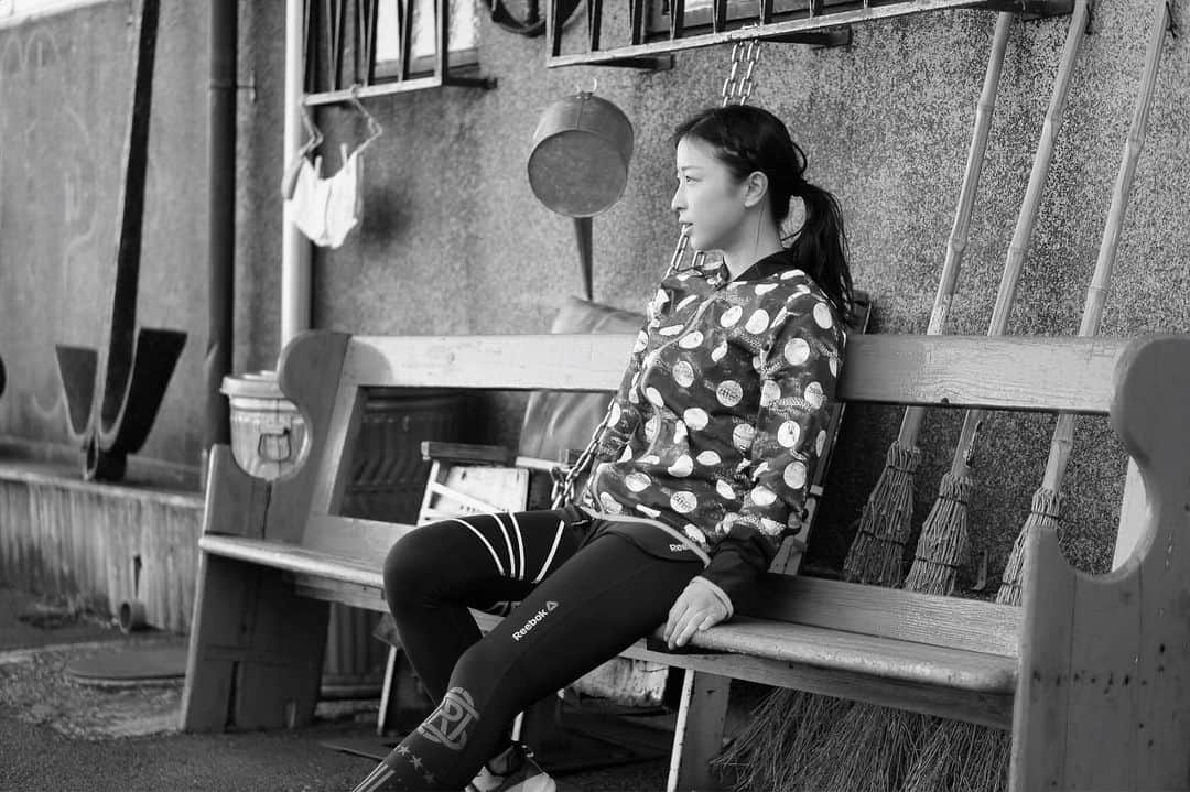 のインスタグラム：「昨日からジム3days。 . #ランニング #ランニング女子 #横浜 #ランスタグラム #みなとみらいラン #写真好きな人と繋がりたい  #女優 #東京駅 #ポートレート撮影  #緒方ありさ  #ポートレート女性  #kireiphoto #instaphoto  #instagood  #fitness #justdoit #reebok #10kmrun #run #running」
