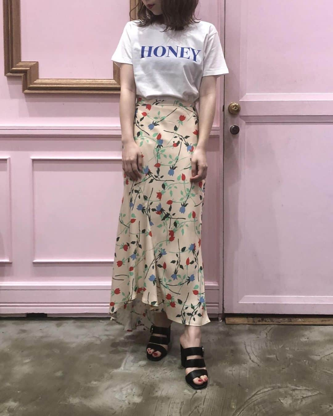 HONEY MI HONEY OFFICIALさんのインスタグラム写真 - (HONEY MI HONEY OFFICIALInstagram)「Restock! . 大人気のTシャツ2型が店舗先行で本日再入荷。online storeは来週入荷予定でご予約受付中。 . heart logo T-shirt rd.bk M/L . HONEY logoT-shirt bl.bk M/L . @honeymihoney_official  @honeymihoney_style  #HONEYMIHONEY #ハニーミーハニー #tokyo #osaka #outfit #表参道 #原宿 #心斎橋」8月31日 13時02分 - honeymihoney_official