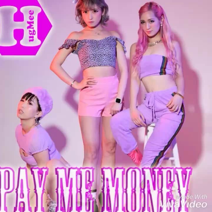 RINGOのインスタグラム：「💰🤑💰 ⚠️音量注意 #HugMee 新曲2曲各社より配信リリースしました💖 試聴、ダウンロードは プロフィールページのストーリーズのハイライトから💖 • 「PAY ME MONEY」 💰😜 プロデュース @_djshu_ さんで #渋谷TK の周年パーティでお披露目させてもらった曲です✨ • 歌詞はHugMeeメンバーで担当❗️ だからよりリアル🤑💸 クラブでへんなヤツに声かけらたら ぺみぺみぺみまねー で撃退🤑🤑🤑 • “待ってるだけなんてつまらない  レイムなチキンguysいらない" • • • • #気持ちがレイムじゃモノホンプレーヤーになれねえ #オマージュ」