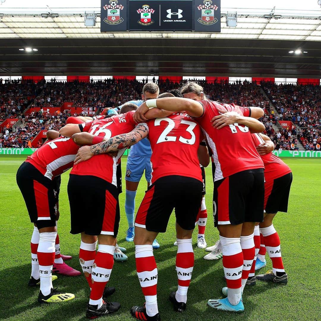 サウサンプトンFCさんのインスタグラム写真 - (サウサンプトンFCInstagram)「😍 B A C K  H O M E 😍 ⠀⠀⠀⠀⠀⠀⠀⠀⠀⠀⠀⠀ Where are you backing #SaintsFC from against #MUFC?」8月31日 14時19分 - southamptonfc