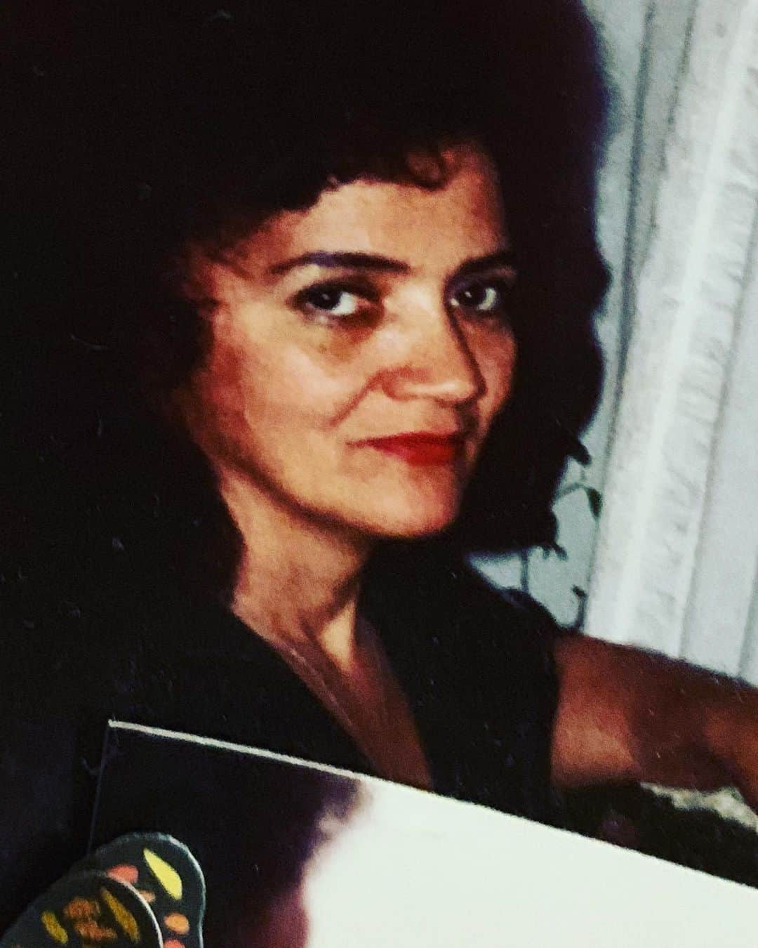 Carolina Gonzalezさんのインスタグラム写真 - (Carolina GonzalezInstagram)「🌹Today is a very special day.....today I celebrate your life and everything you did for me...all the sacrifices you made to give me a better life....you always encouraged me, supported me and let me find myself, even through all my crazy stages from childhood to adulthood ... you always had a plate of food and open arms for anyone that walked into our home and they indeed came from all walks of life and never looked down upon anyone....ALL that is good in me is because of YOU... you taught me forgiveness, compassion, patience, empathy and above all unconditional love....I MISSSSS YOU every second of everyday of my life...what I would give.....🎈🎂HིAིPིPིYི BིIིRིTིHིDིAིYི  My Beautiful Angel in Heaven🎂🌹🧸 Love u Mommy🌹🎈」8月31日 14時53分 - cgonzalezbeauty