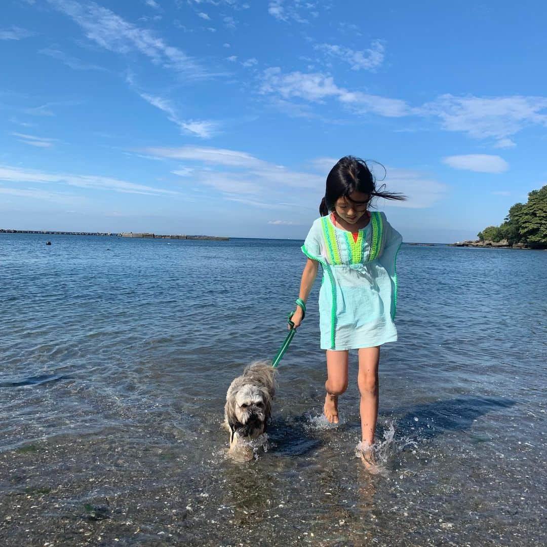 吉村美紀さんのインスタグラム写真 - (吉村美紀Instagram)「夏休み最終日、久しぶりのカネヨ食堂へ^_^ #夏休み終わり〜 #海」8月31日 15時47分 - lespros_miki