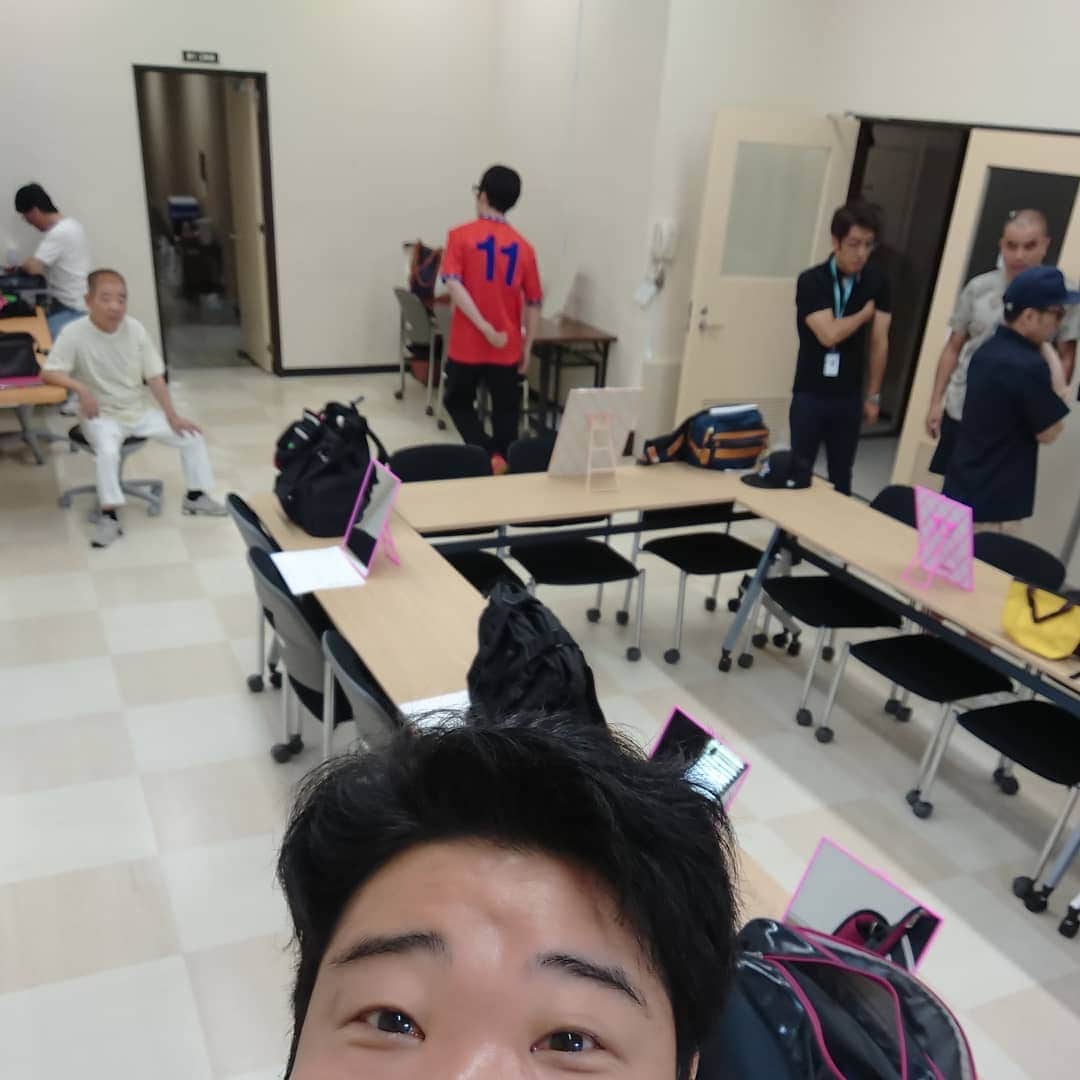 安尾信乃助のインスタグラム：「今日は、名古屋市公会堂で新喜劇。 すっちー座長です。  #すっちー座長#名古屋市公会堂#よしもと新喜劇#吉本新喜劇#ケータリング#きしめん#やっぱそうやな。#安尾信乃助」