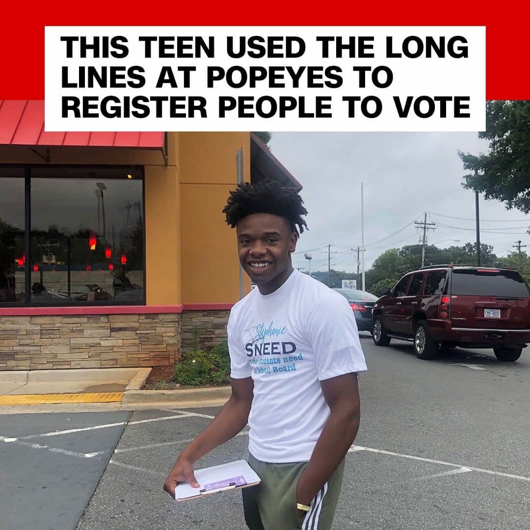 CNNさんのインスタグラム写真 - (CNNInstagram)「17-year-old David Ledbetter spent last Saturday walking up to people waiting in line at Popeyes and handing out sample ballots and voter registration forms 🗳️ "We were seeing how long the lines were [at Popeyes] and figured we would try to go get individuals to vote," the high school senior told CNN. "I was just hoping that the individuals would register to vote." The group he was with ran out of forms after speaking with dozens and dozens of people in Charlotte, North Carolina. Ledbetter is only 17, but he's already pre-registered to vote for when he turns 18.(📸:David Ledbetter)」8月31日 16時00分 - cnn