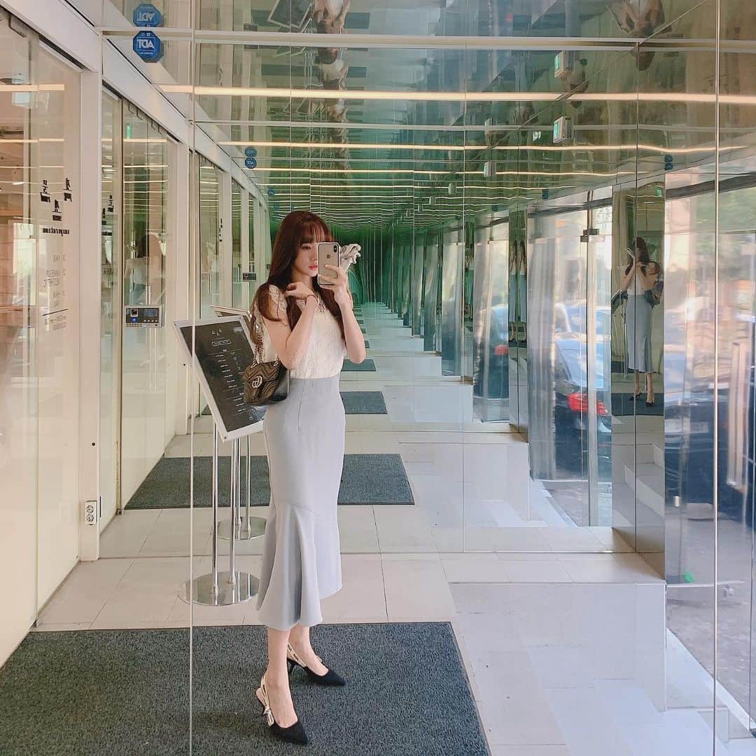 ミンヒ のインスタグラム：「차근차근 하나씩~~✨」