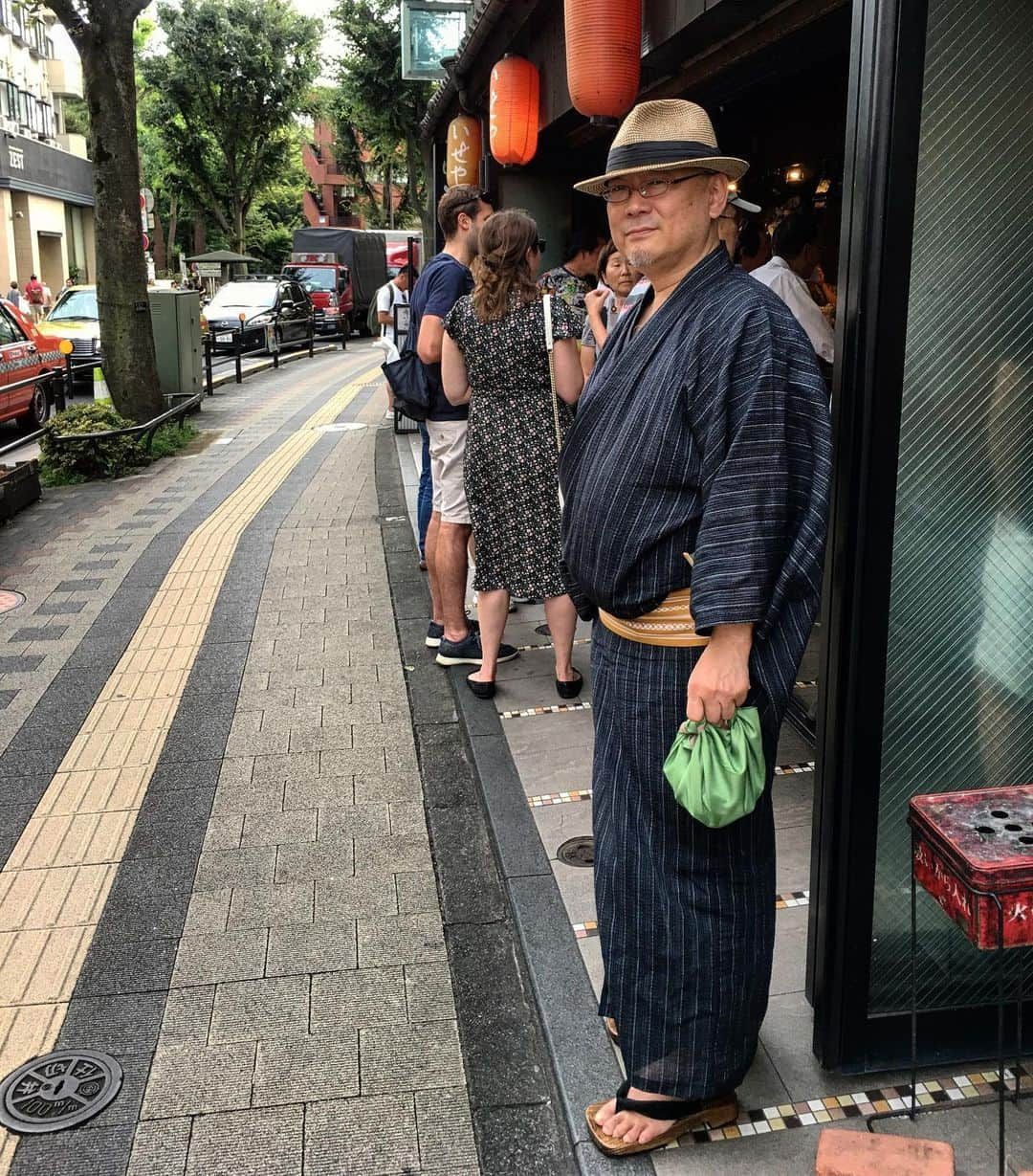 森田繁さんのインスタグラム写真 - (森田繁Instagram)「しばらくは入店待ち。」8月31日 16時47分 - siglic