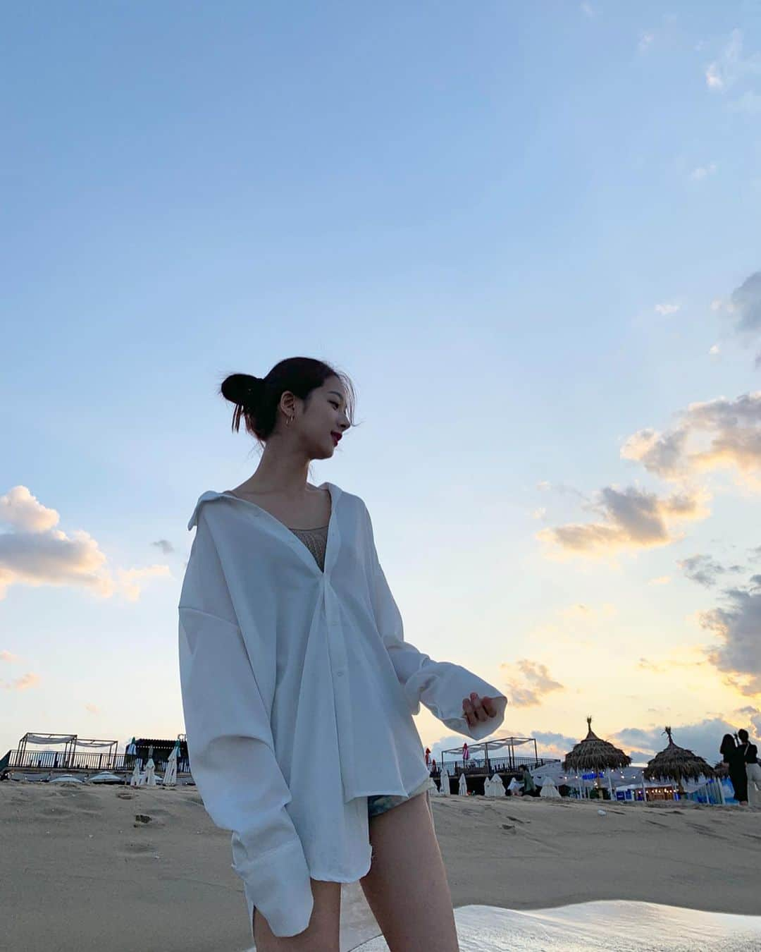 ミナ さんのインスタグラム写真 - (ミナ Instagram)「둥둥 슝슝☁️」8月31日 18時49分 - blossomh_