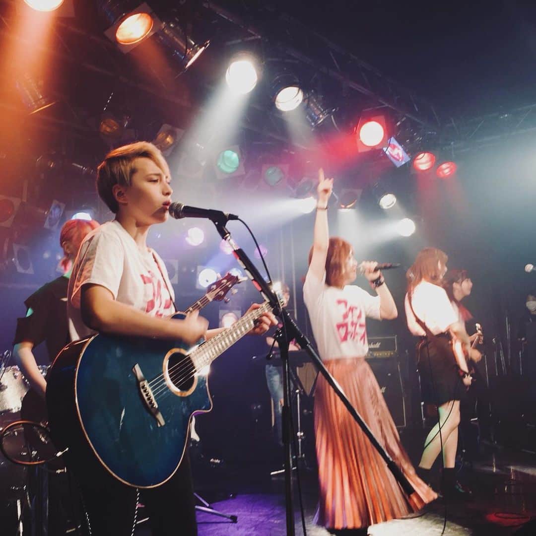 ザ・コインロッカーズのインスタグラム：「20190828 Nagoya ell. FITS ALL #コインロッカーズ #コイロカ #有働優菜 #Emily #エミリ #鏡味のぞみ #絹本夏海 #田村愛美鈴 #手塚愛乃 #HANNA #松本璃奈 #森ふた葉 #憂鬱 #明日は札幌 #コイロカLIVE行ってみた」