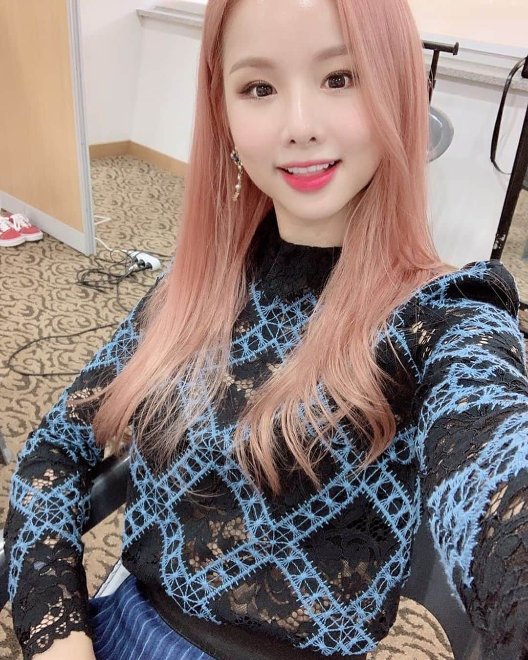 EXIDのインスタグラム：「[#EXID] 😃😉 ⠀⠀⠀⠀⠀⠀⠀⠀⠀⠀⠀⠀⠀⠀⠀⠀ #솔지 #이엑스아이디」