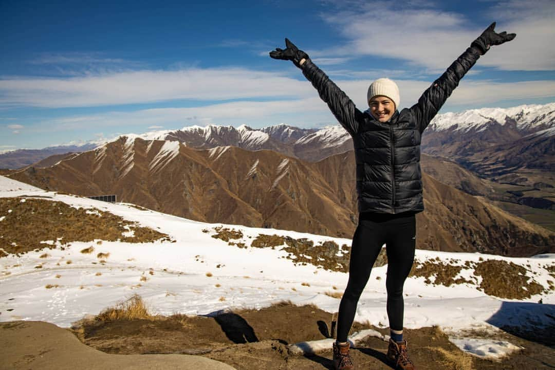 ケイト・キャンベルさんのインスタグラム写真 - (ケイト・キャンベルInstagram)「You could say this holiday is peaking 😛...some snaps from Roy's Peak hike, 16km return, 1200m of elevation and 100% worth it! #themviews #hiking #newzealand」8月31日 19時02分 - cate_campbell