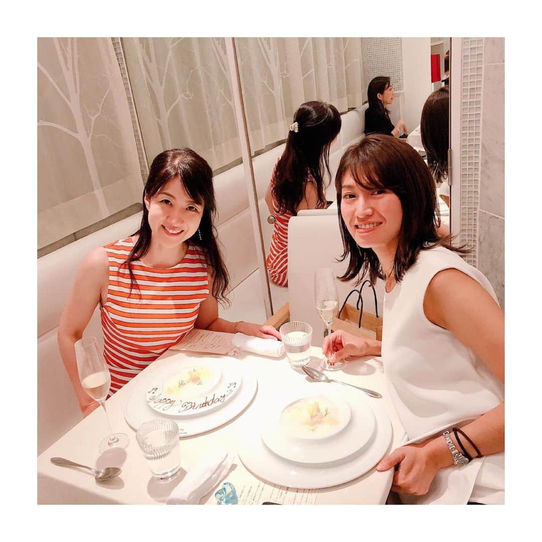 森下千里のインスタグラム：「久しぶりのフレンチ🥂  初めて来たレストランだったけど、 とっても美味しくコスパもよく❤️ 雰囲気もよくて、 また来たいなーーって感じです。  ベラベラ喋っても大丈夫🙆‍♀️って ありがたい。 . . #レストラン #フレンチ」