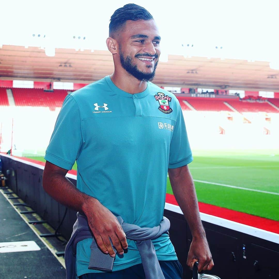 サウサンプトンFCさんのインスタグラム写真 - (サウサンプトンFCInstagram)「TIME TO SHINE 😇💫 How are we liking #SaintsFC’s starting XI to face #MUFC? ↔️」8月31日 19時34分 - southamptonfc