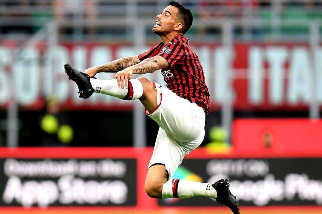 ヘスス・フェルナンデス・サエスさんのインスタグラム写真 - (ヘスス・フェルナンデス・サエスInstagram)「+3 @acmilan 🔴⚫ #Suso🎱」9月1日 4時54分 - suso